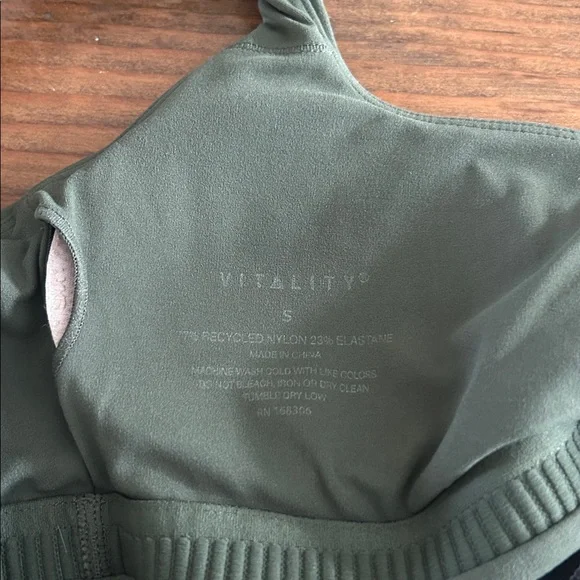 Set of Vitality Cloud II U Bras - Picture 4 of 4